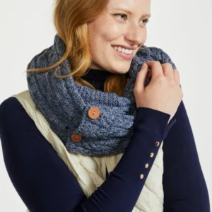Écharpe tube Kilmaine Aran en laine mérinos avec boutons - Bleu denim Aran Woollen Mills